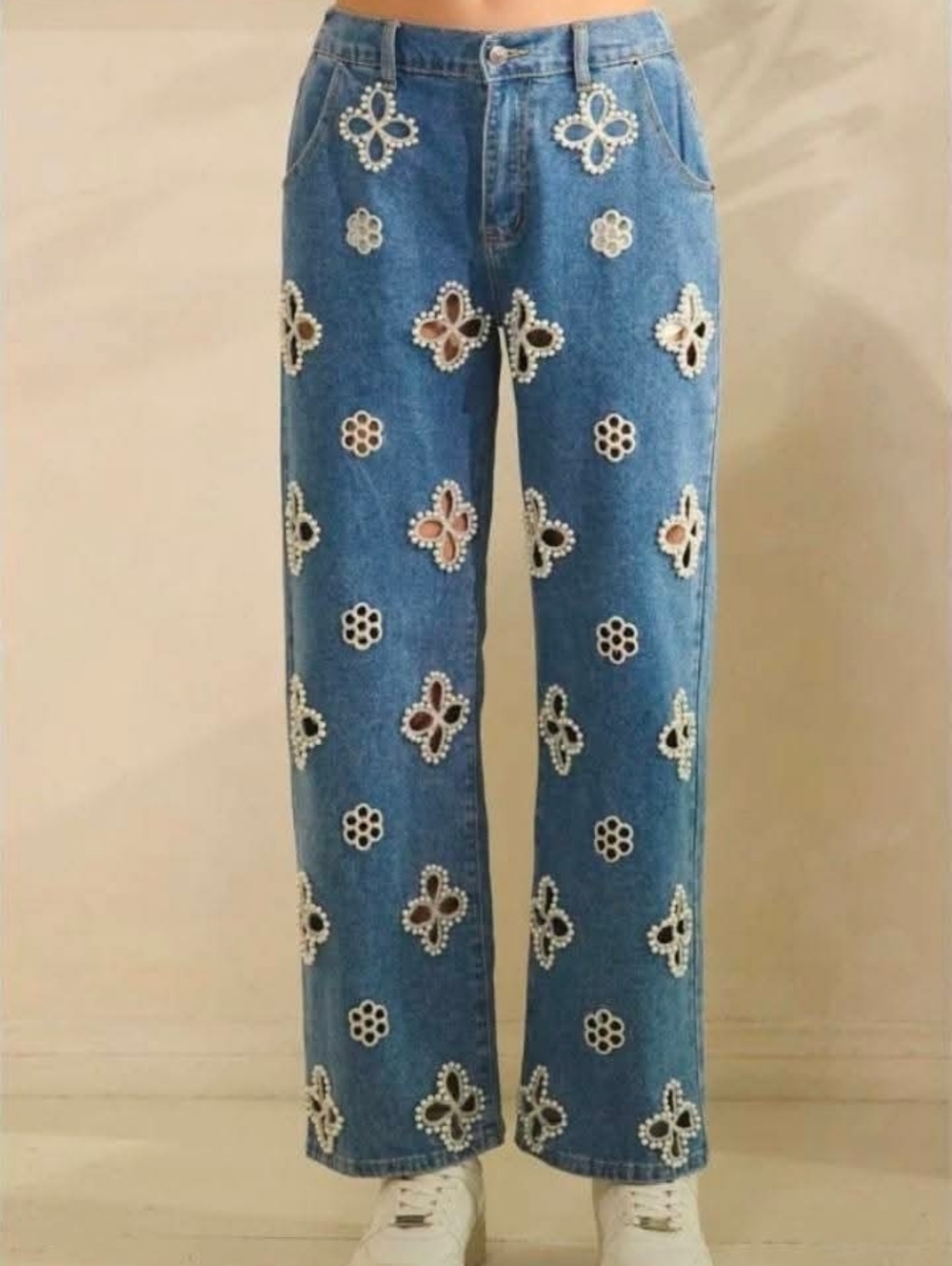 Brand new in packaging Oli & Hali pearl flower denim jeans size small!